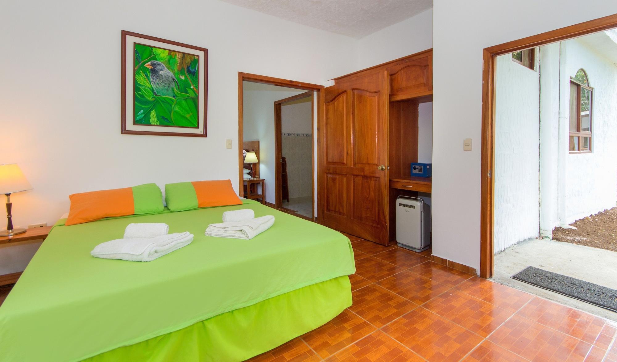 Twin Hotel Galápagos by Rotamundos Puerto Ayora  Esterno foto