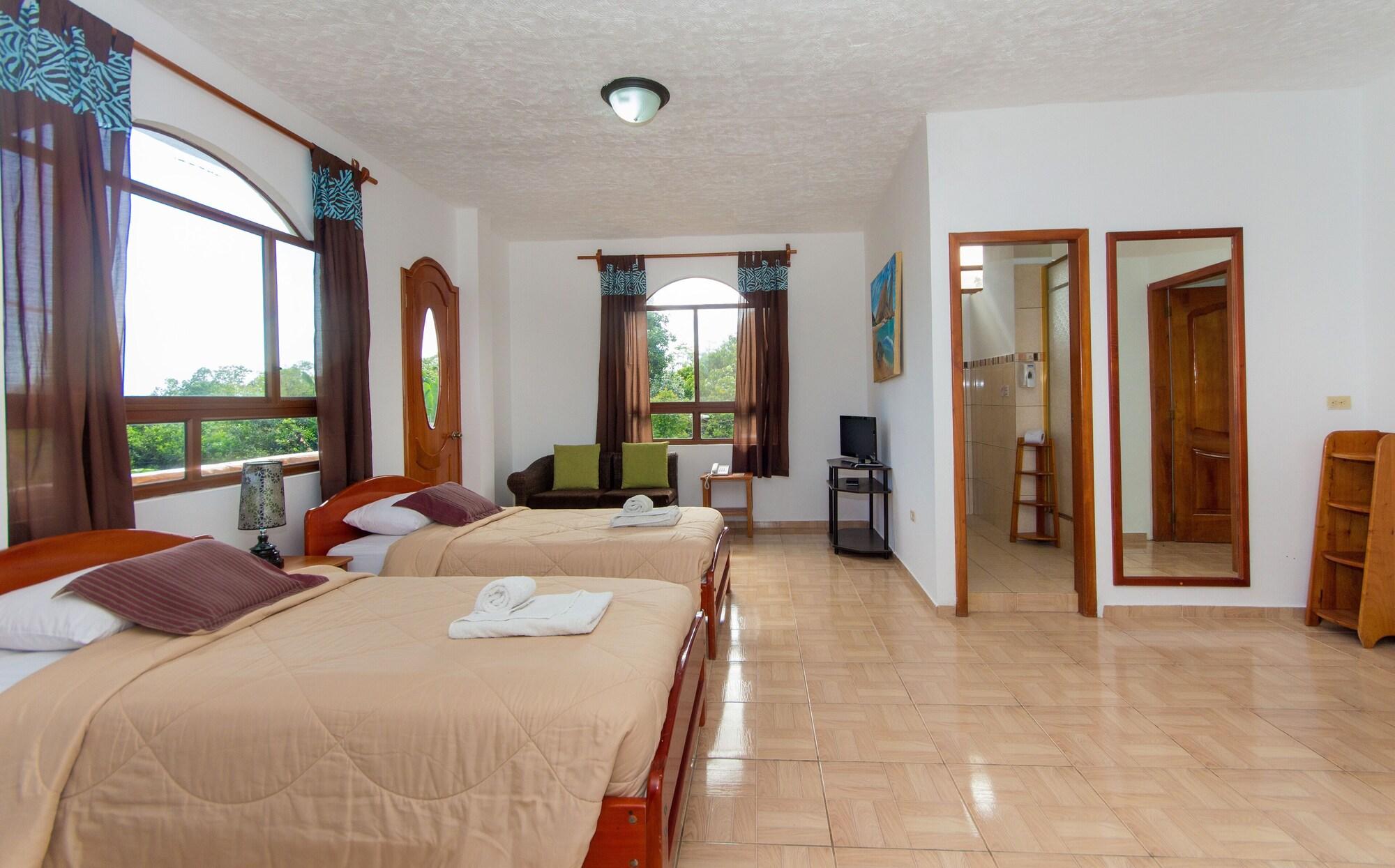 Twin Hotel Galápagos by Rotamundos Puerto Ayora  Esterno foto