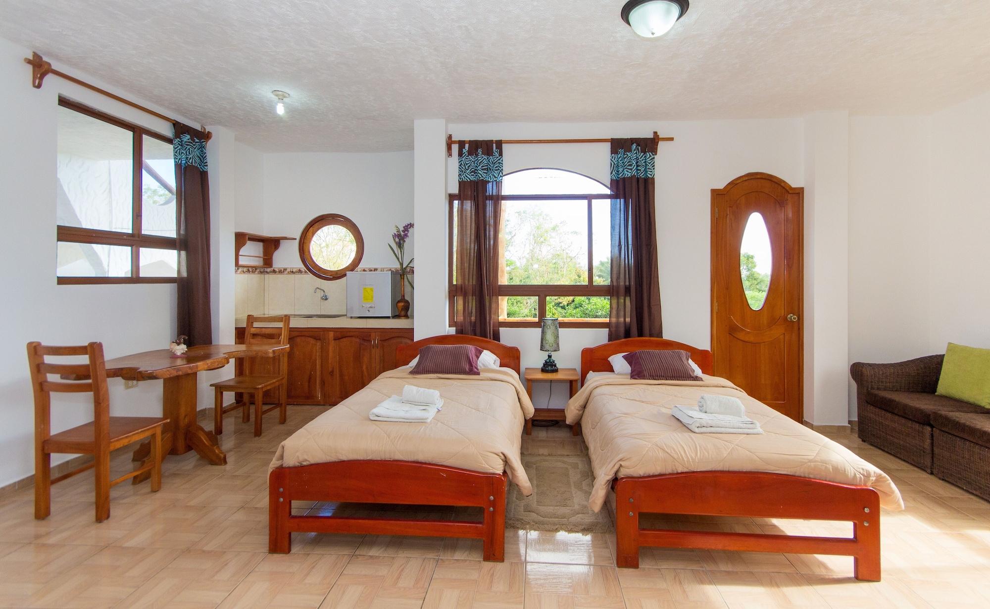 Twin Hotel Galápagos by Rotamundos Puerto Ayora  Esterno foto