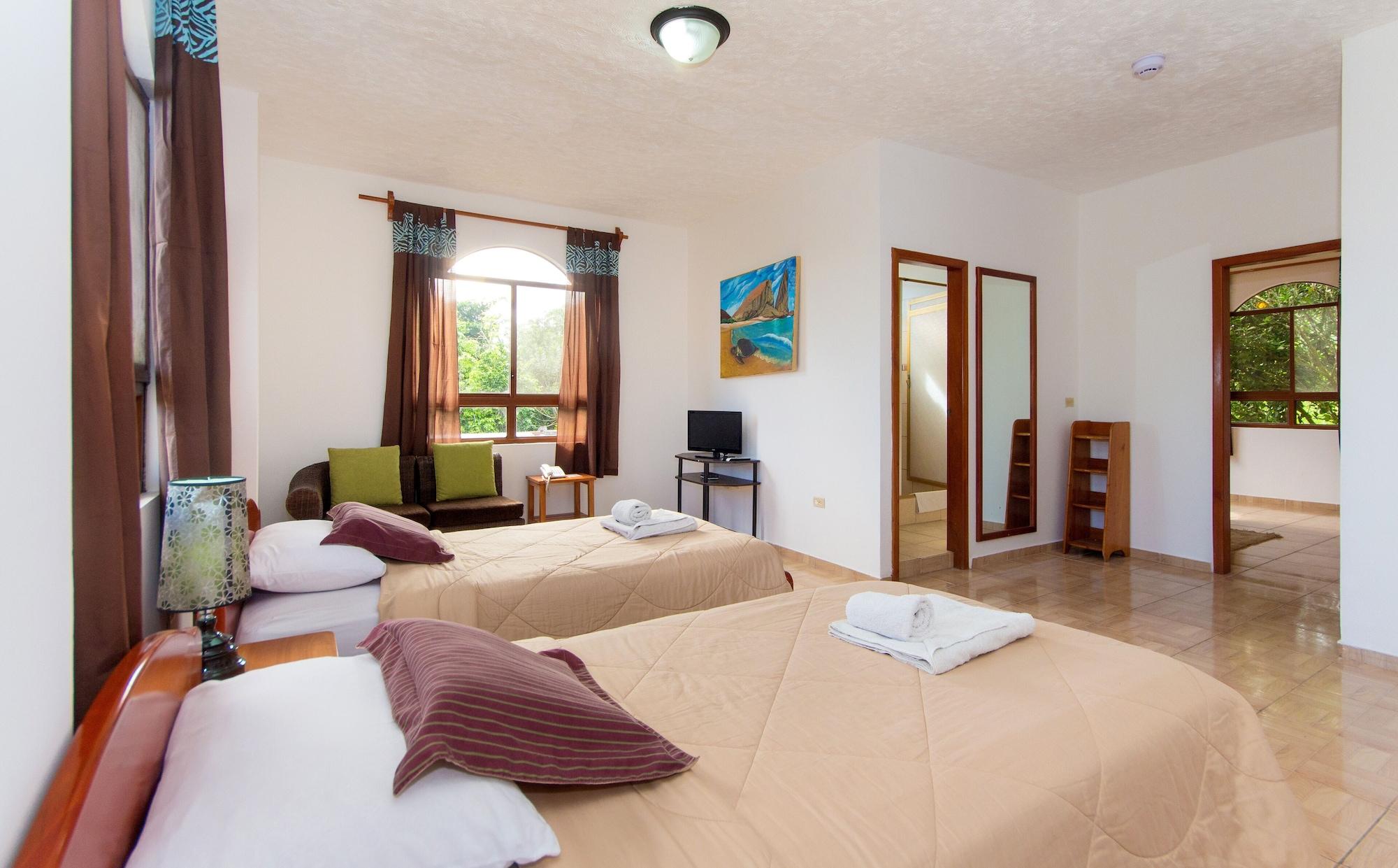 Twin Hotel Galápagos by Rotamundos Puerto Ayora  Esterno foto