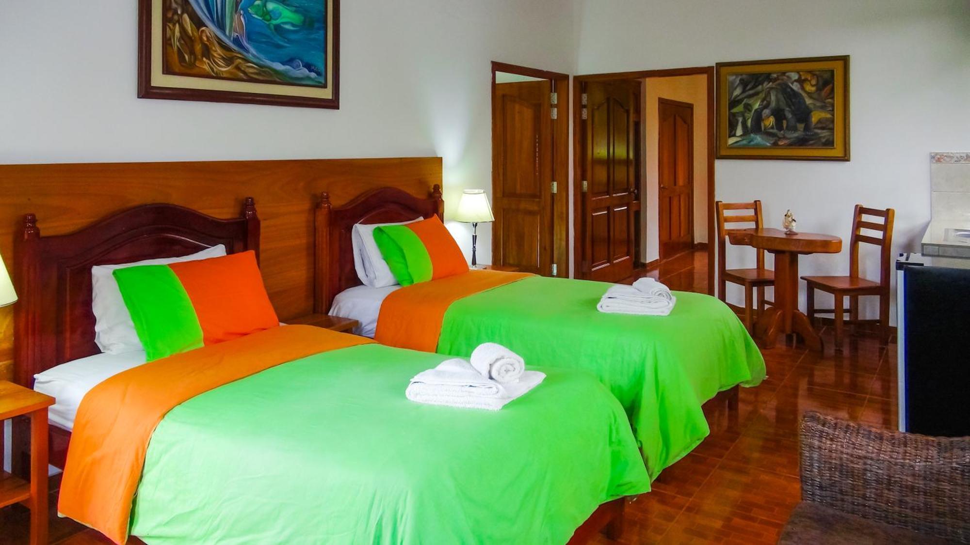 Twin Hotel Galápagos by Rotamundos Puerto Ayora  Esterno foto