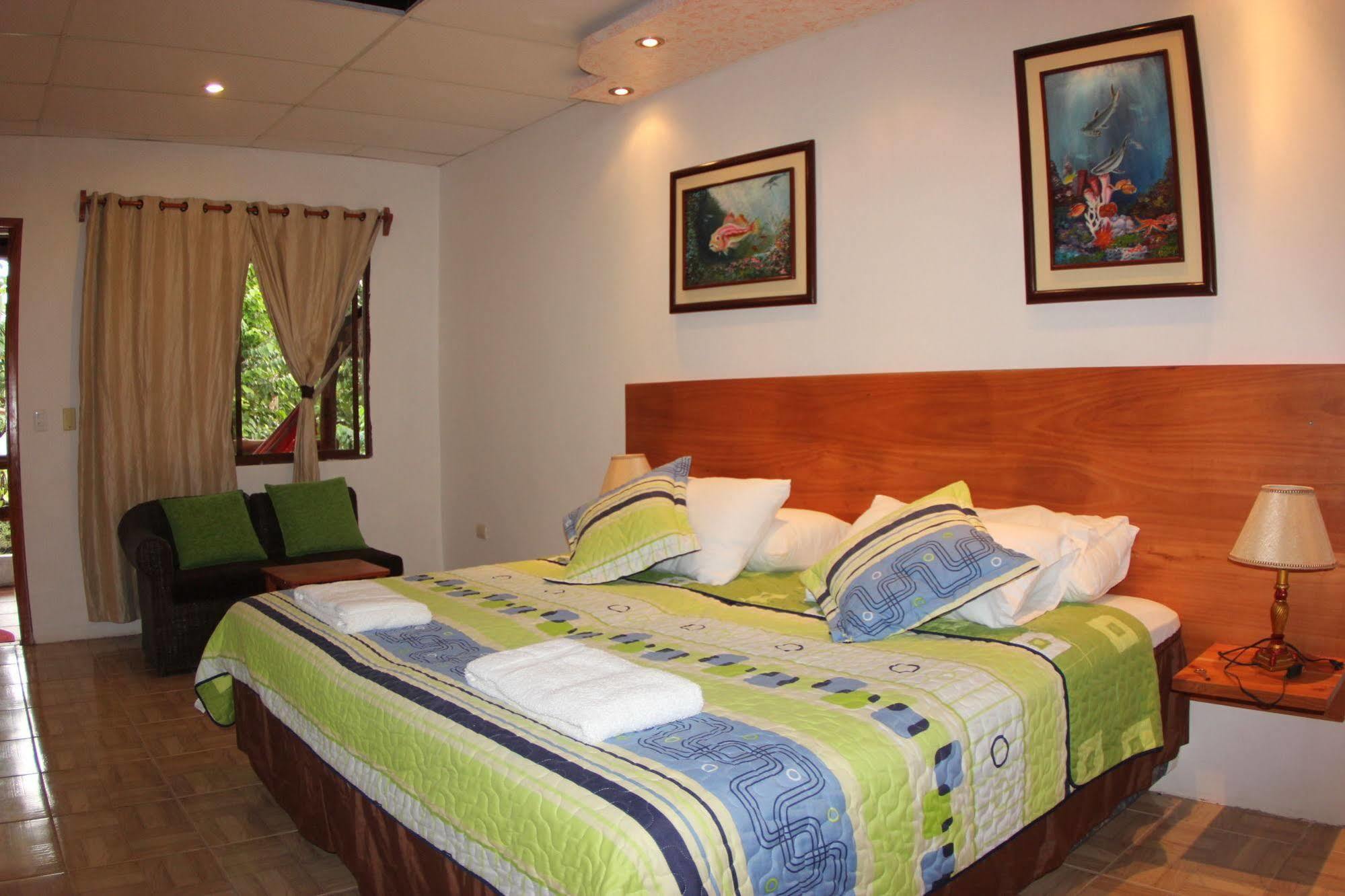 Twin Hotel Galápagos by Rotamundos Puerto Ayora  Esterno foto