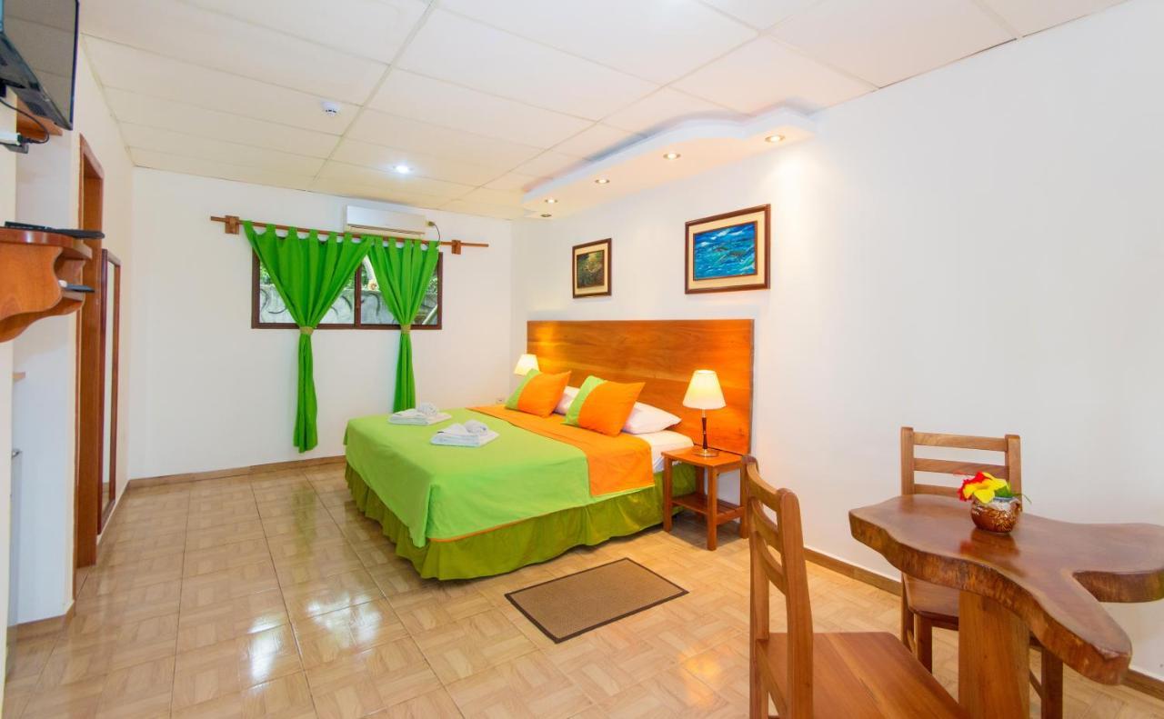 Twin Hotel Galápagos by Rotamundos Puerto Ayora  Esterno foto